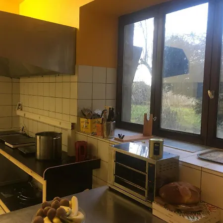 La Bouloc, Proche Pareloup Holiday home
