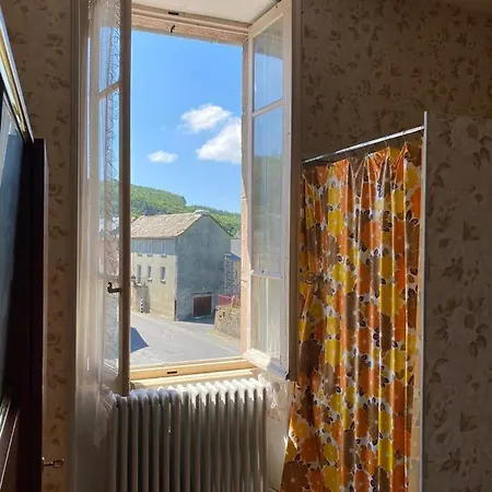La Bouloc, Proche Pareloup Holiday home
